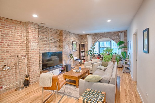 1164 N Milwaukee Ave #4-1