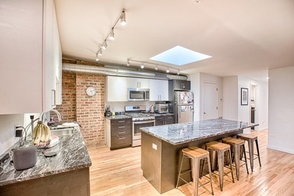 1164 N Milwaukee Ave Unit 4-2
