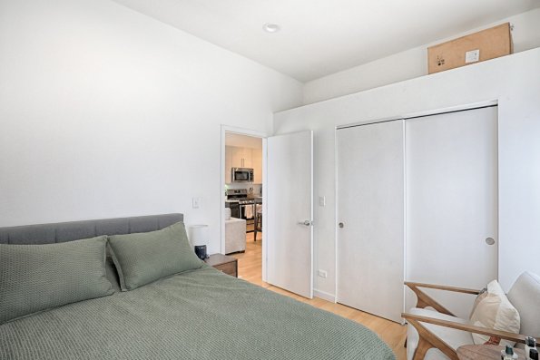 1512 N Ashland Ave 3R-2 (Large)