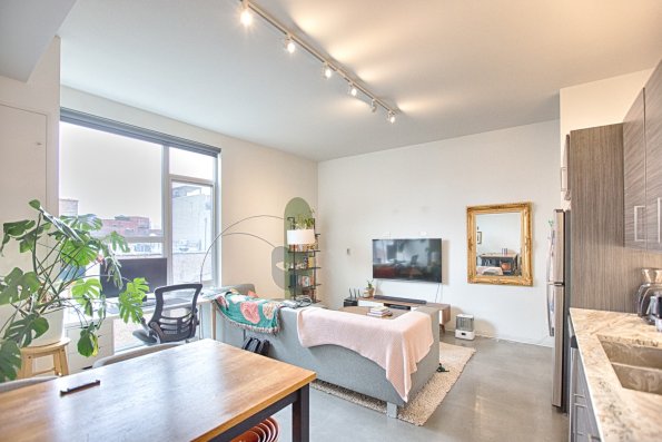 1515 W Haddon 405-5