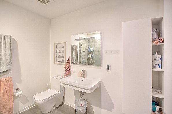1515 W Haddon 405-7