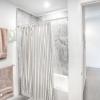 1515 W Haddon Unit 406-10
