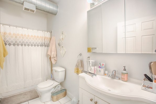 1552 N Milwaukee Ave Unit 2D-8