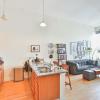 1552 N Milwaukee 3A-6