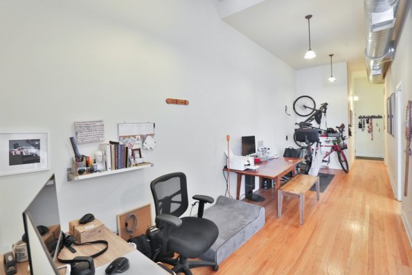 1552 N Milwaukee 3A-8